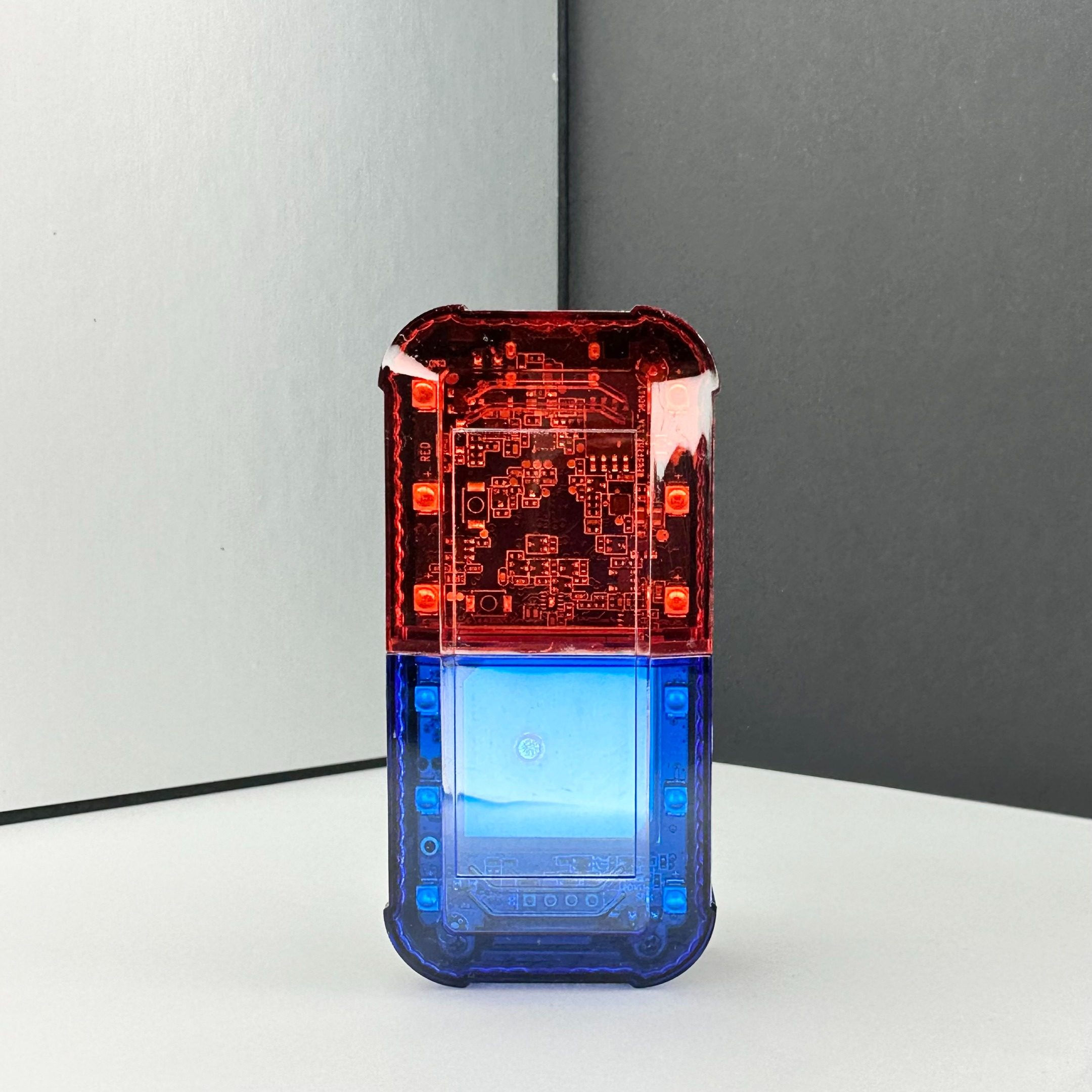 兼容蓝牙的智能肩灯：提升市政外勤效率